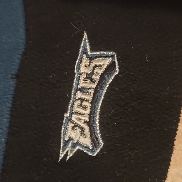 Philadelphia Eagles Unisex Fleece Beanie - Picture 3 of 6